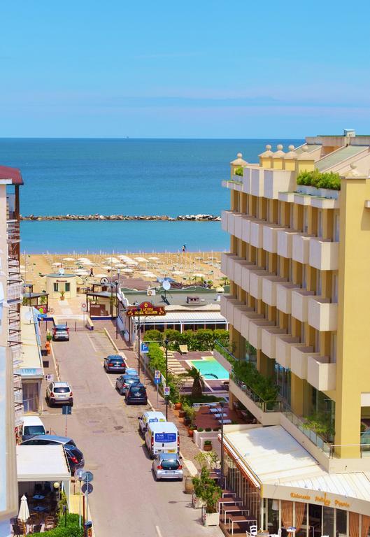 Hotel Solmar Cattolica Esterno foto