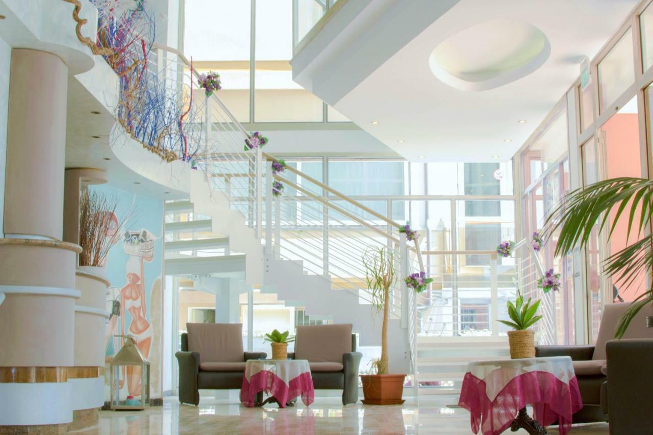 Hotel Solmar Cattolica Esterno foto